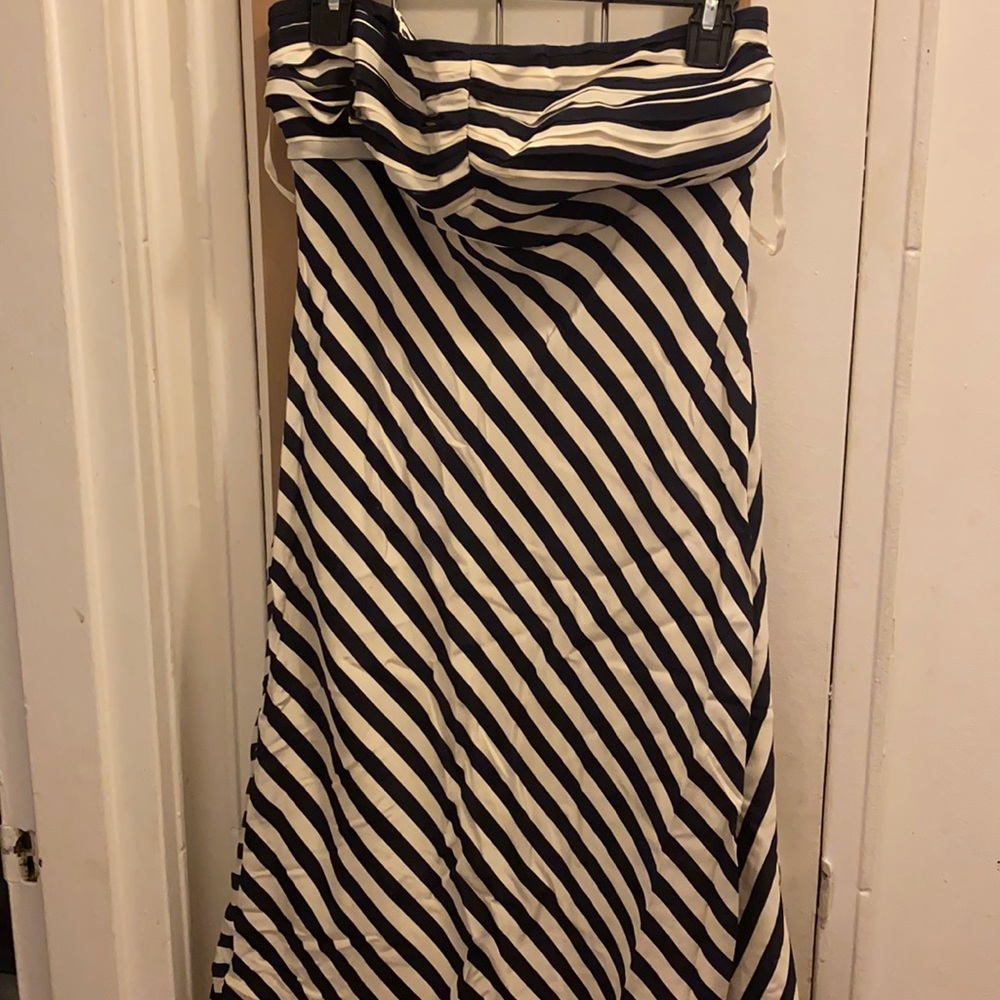 Strapless dress